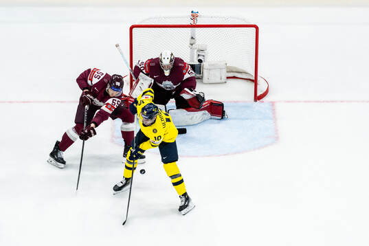Alexander Wennberg of Sweden against Roberts Mamcics and
