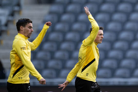 Mjällbys Jesper Gustavsson och Elliot Stroud