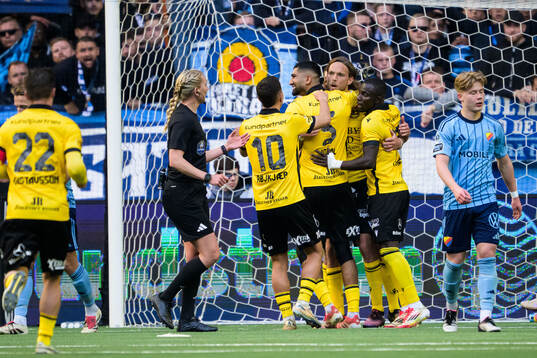 Mjällbys Tom Pettersson, Nicklas Røjkjær, Abdullah Iqbal