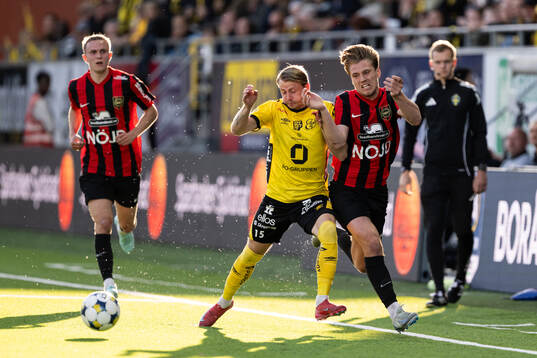 Elfsborgs Simon Hedlund och Brommapojkarnas Oliver Zandén