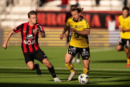 Brommapojkarnas Wilmer Odefalk och Elfsborgs Niklas Hult