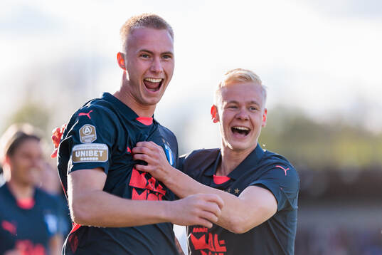 Malmö FFs Daniel Gudjohnsen och Otto Rosengren jublar