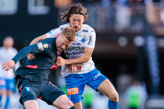 Malmö FFs Anders Christiansen och Värnamos Axel