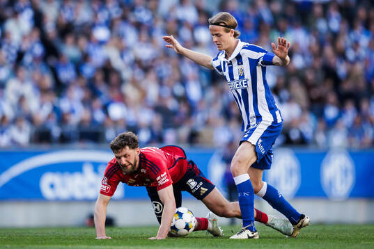 Östers Alibek Aliev och IFK Göteborgs August Erlingmark