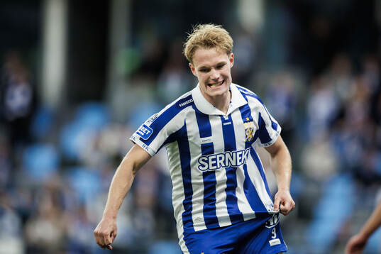 IFK Göteborgs Max Fenger deppar