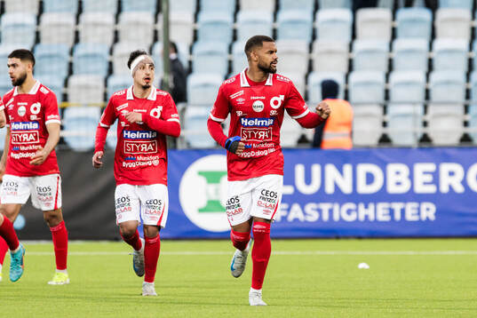 Degerfors Leon Hien jublar