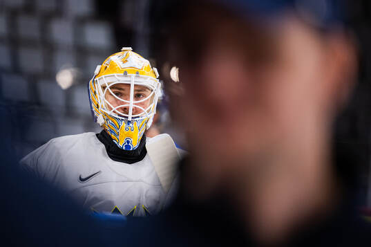 Goalkeeper Arvid Söderblom of Sweden at a practice session