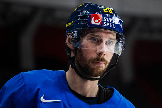 Marcus Pettersson of Sweden at a practice session
