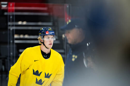 Simon Edvinsson of Sweden at a practice session