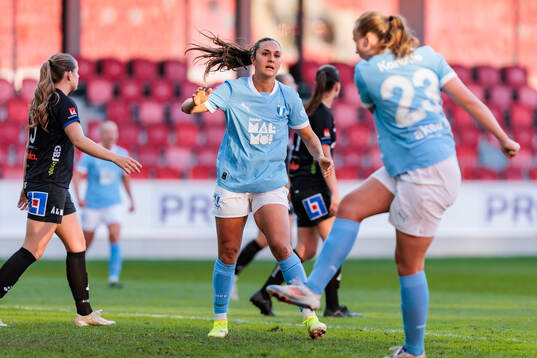 Malmö FFs Isabella D'Aquila jublar