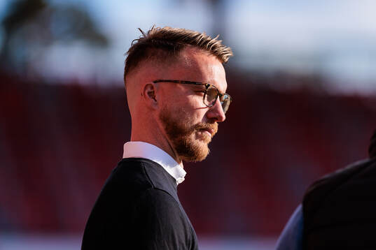Växjö DFFs huvudtränare Olof Unogård