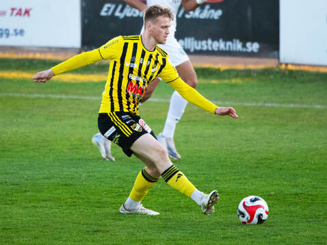 IFK Hässleholms Alexander Seistam i matchen i division 2