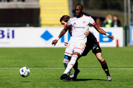 Sandvikens IFs Moonga Simba och Östersunds Theodor