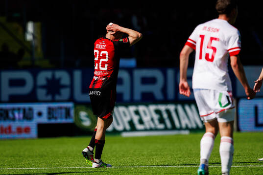 Östersunds Ahmed Bonnah  deppar