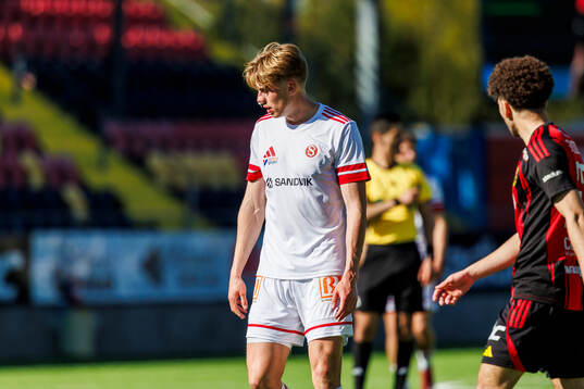 Sandvikens IFs William Thellsson deppar