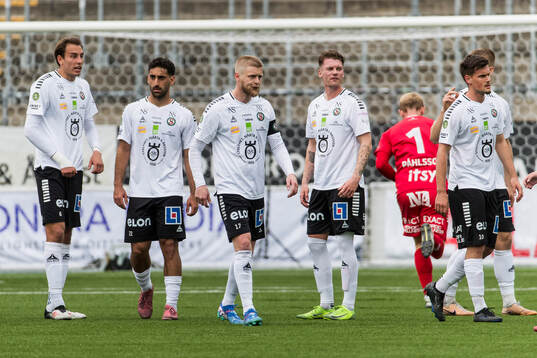 Örebros Melvin Bajrovic, Lucas Shlimon, Karl Holmberg och