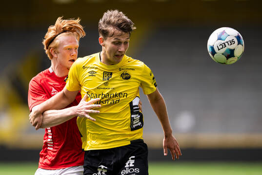Kalmars Elias Eriksson och Elfsborgs Adam Wetterlov
