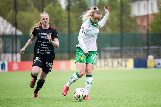 Piteås Saga Swedman och Hammarbys Anna Jøsendal