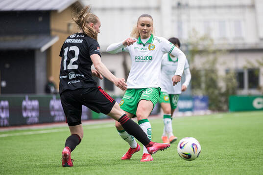 Hammarbys Anna Jøsendal och Piteås Saga Swedman