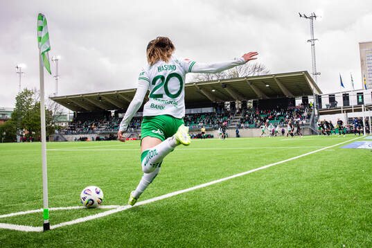 Hammarbys Vilde Hasund med en hörna