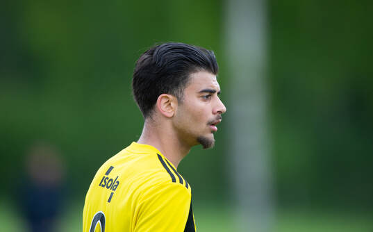 IFK Hässleholms Qusay Ahmad i matchen i P19 division 1