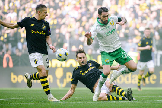 Hammarbys Nahir Besara och AIKs Sotirios Papagiannopoulos