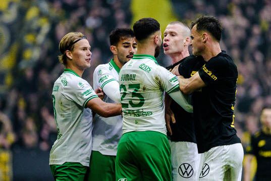 Hammarbys Abdelrahman Boudah Saidi och AIKs Thomas Poppler