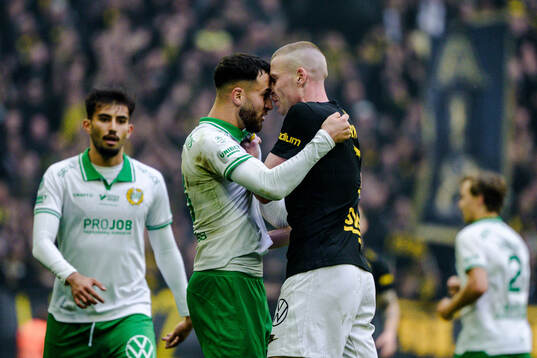 Hammarbys Abdelrahman Boudah Saidi och AIKs Thomas Poppler