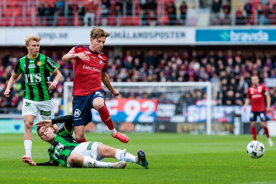 GAISs Joackim Åberg och Östers Noah Söderberg
