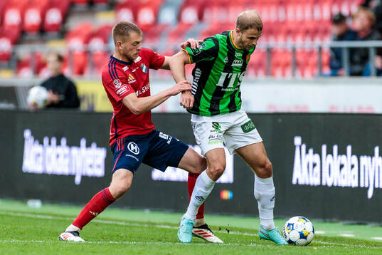 Östers Dennis Olsson och GAISs Gustav Lundgren