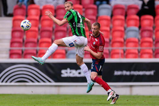 GAIS Gustav Lundgren och Östers Dennis Olsson