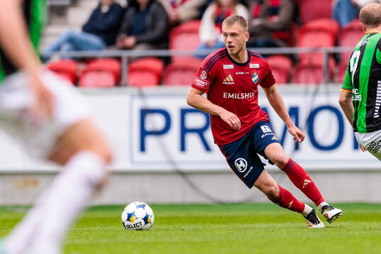 Östers Dennis Olsson