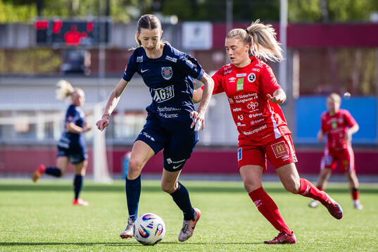 Eskilstuna Uniteds Wilma Öhman och KIF Örebros Ida