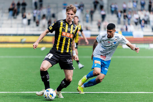 Häckens Samuel Leach Holm och Värnamos Luke Le Roux