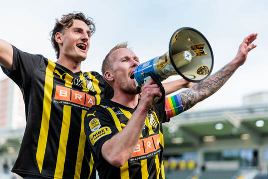 Häckens Silas Andersen och Mikkel Rygaard Jensen jublar