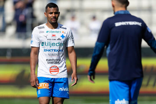 Värnamos Wenderson Oliveira do Nascimento  deppar