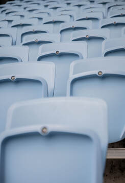 Läktarstolar på Eleda Stadion