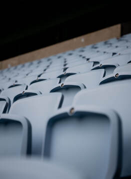 Läktarstolar på Eleda Stadion
