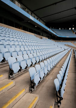 Läktarstolar på Eleda Stadion