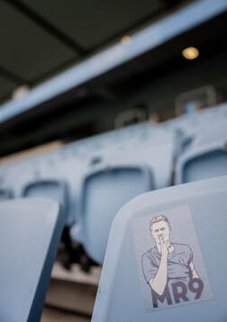 Klistermärken på Eleda Stadion