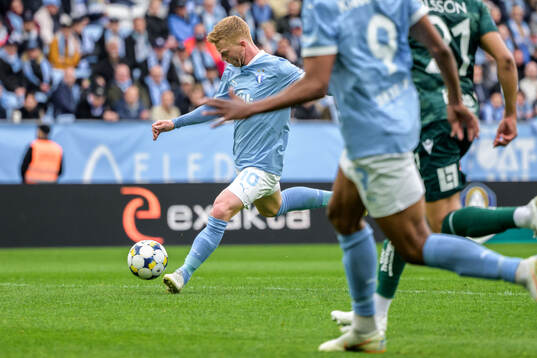 Malmö FFs Anders Christiansen gör 1-0