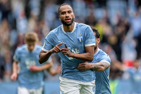 Malmö FFs Isaac Kiese Thelin jublar