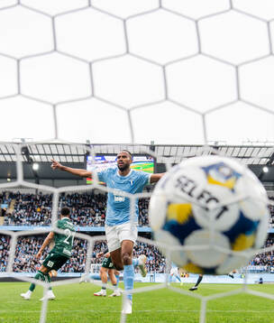Malmö FFs Isaac Kiese Thelin jublar