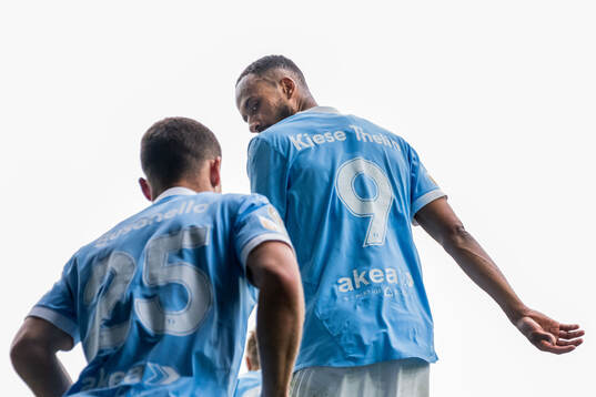 Malmö FFs Isaac Kiese Thelin gör entré