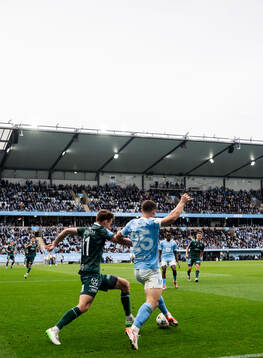 Halmstads Villiam Granath och Malmö FFs Gabriel Busanello