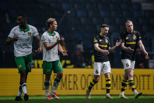 Hammarbys Markus Karlsson reagerar