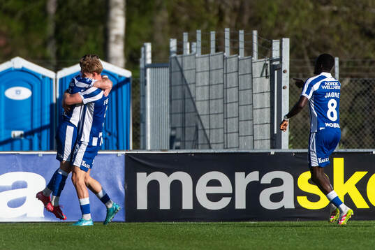 IFK Göteborgs Tobias Heintz och Max Fenger jublar