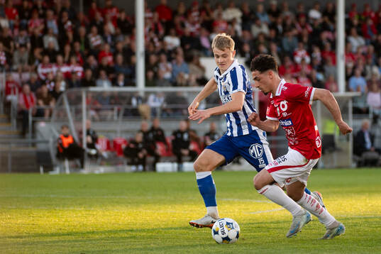 IFK Göteborgs David Kruse och Degerfors Elias Barsoum