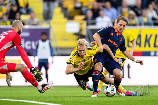 Elfsborgs Leo Östman och Djurgårdens Daniel Stensson