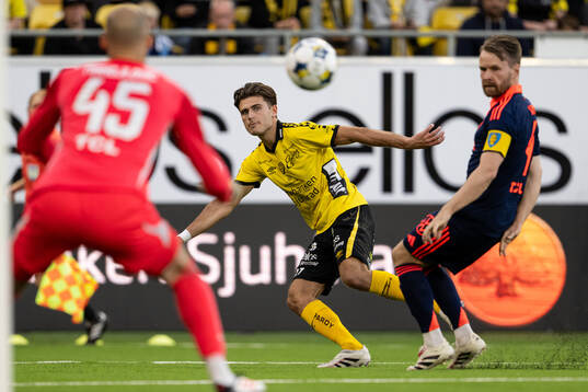Elfsborgs Besfort Zeneli och Djurgårdens Jacob Une